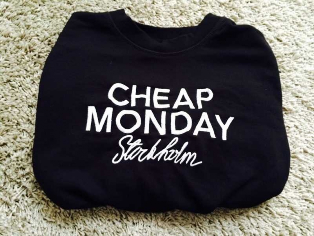 Cheap Monday Stockholm Pullover Sweater Hoodie Schwarz Weiß