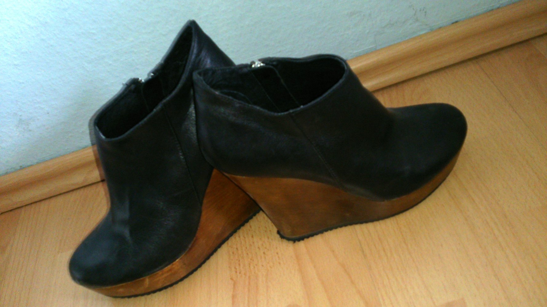 Buffalo Wedges, Plateau Stiefelette, Ankle Boots mit Keilabsatz