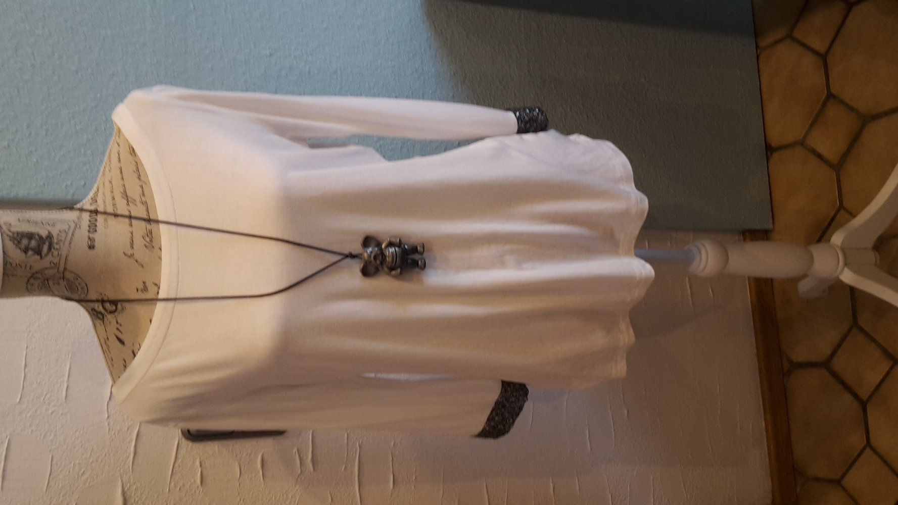 Bluse shirt weiß XL Business chic pailletten grau 