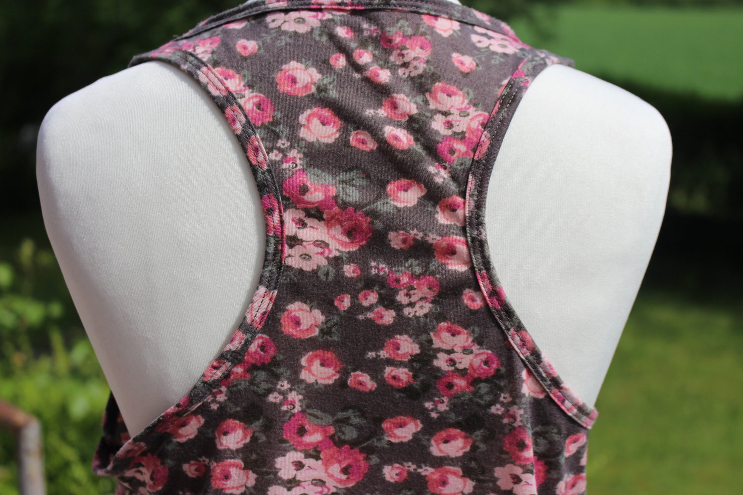 Tanktop mit Blumen