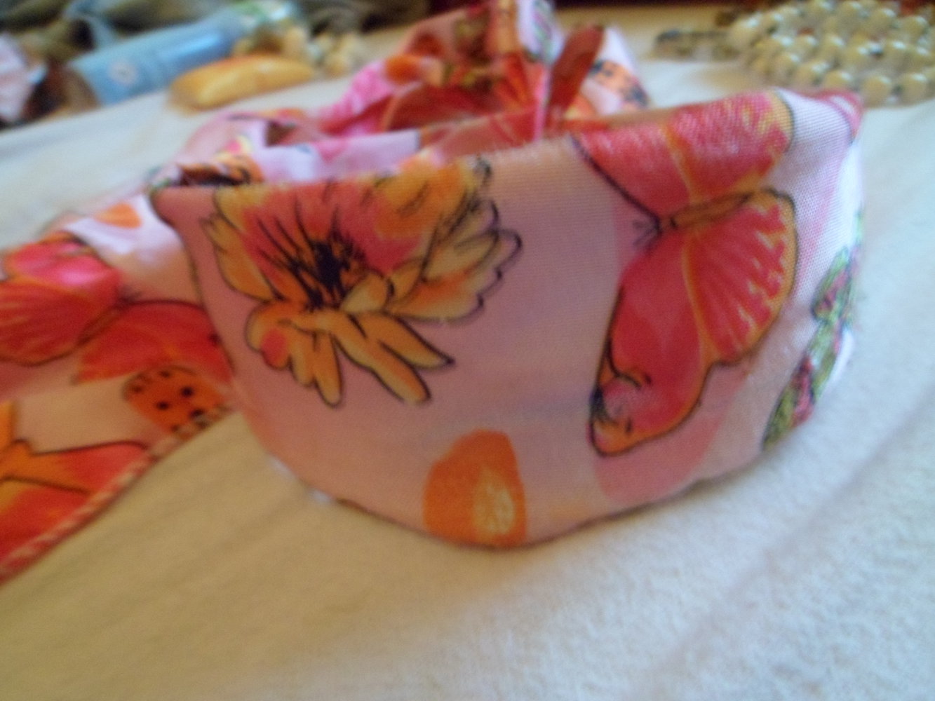 Haarreifen/ Haarband, mit Schmetterlingen und Blumen, pink