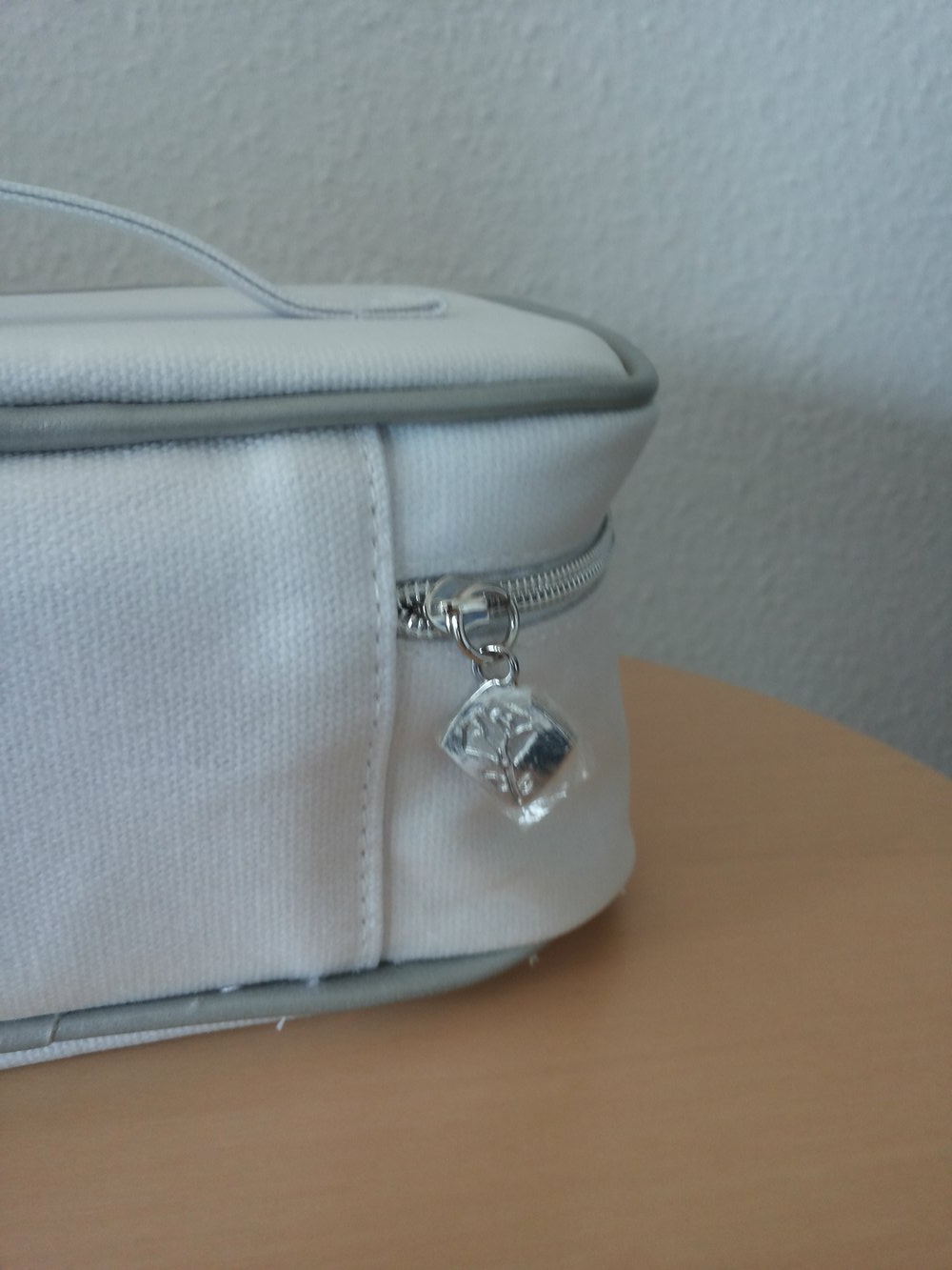 Kosmetiktasche von Lancôme, beschichtet