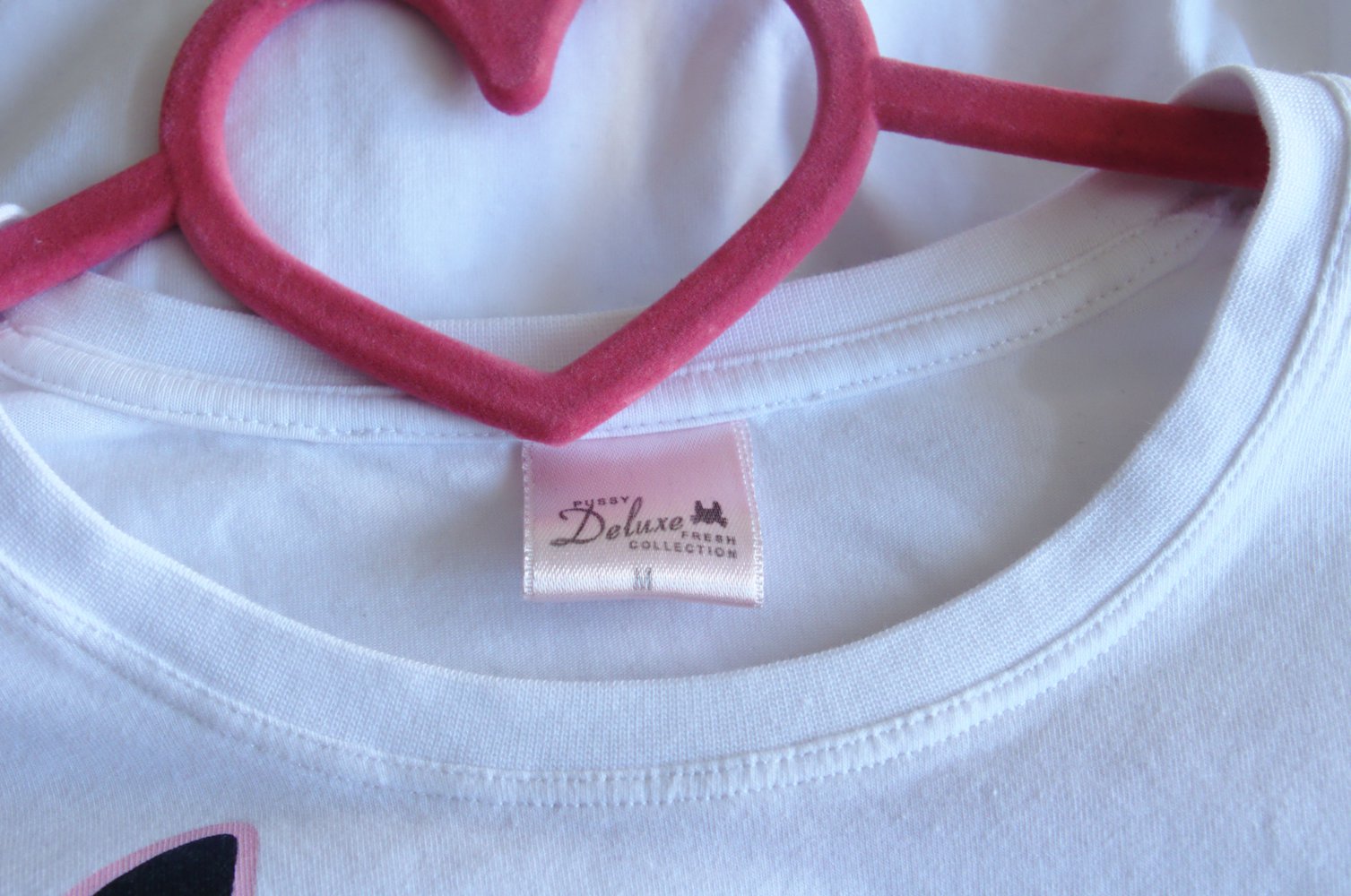 Weißes Pussy Deluxe Shirt Gr. M Katzenprint neu