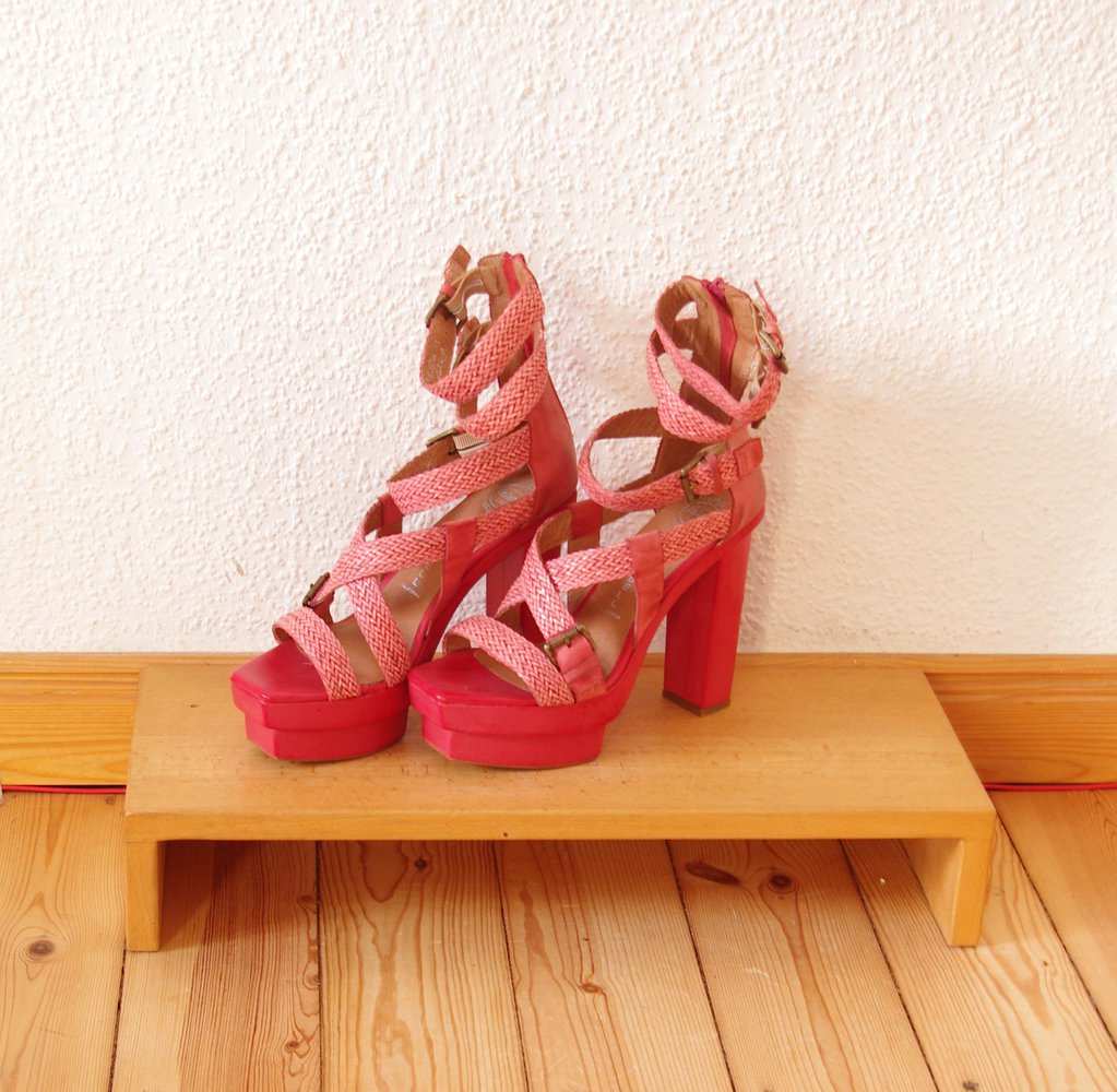 Jeffrey Campbell Ramona Plateausandalen Gr. 41 koralle strappy