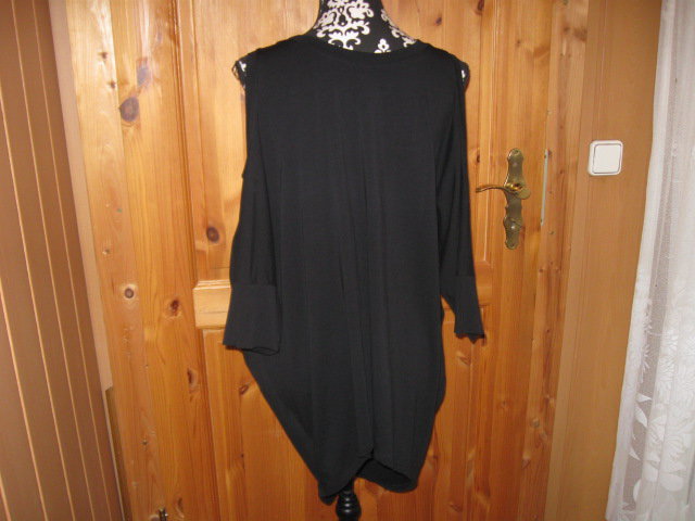 *** Mega gigantischer Überwurf ***