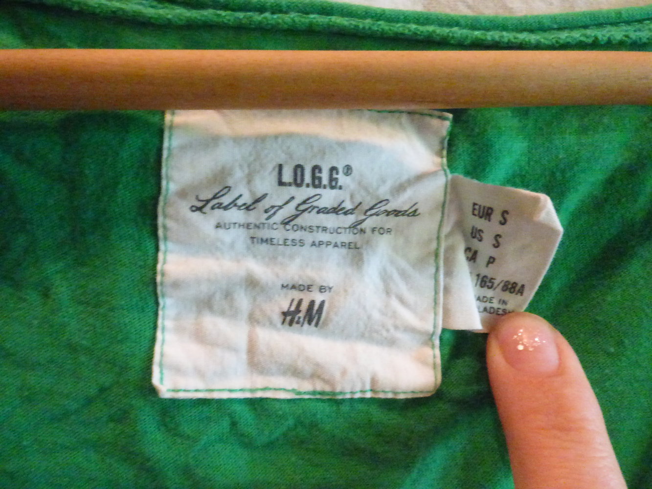 Süßes grünes Kirschshirt