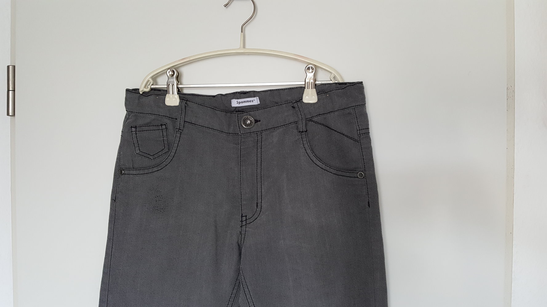 422. Jeans von 3 pommes/Frankreich, Gr. 152, 12 Jahre