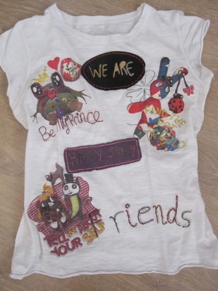 Printshirt / Süsses bunt bedrucktes T- Shirt, Größe S