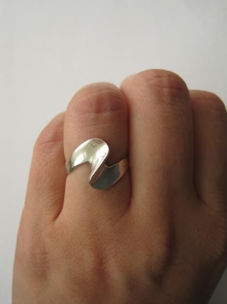 Ring  aus 925 Silber in Wellenform - Durchmesser 17mm