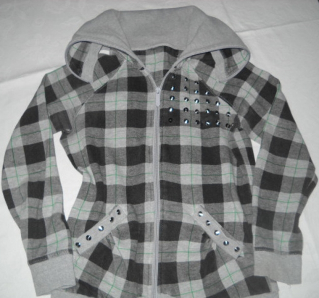 Cardigan grau kariert Karo Stachelnieten Nieten silber Schalkragen Strickjacke Jacke Studs 32 34 XXS XS S M