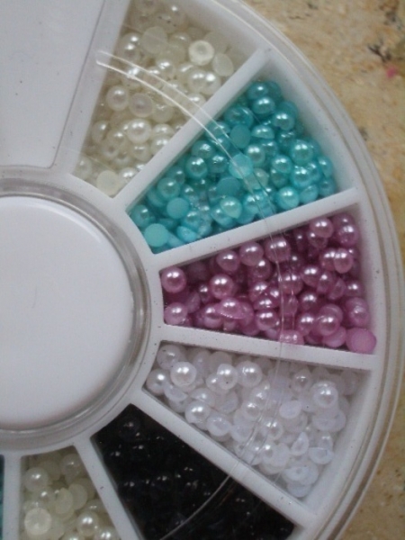 Nail Art  1200 Perlen und Rhinestones  Rondell 