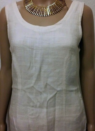 Tolles Kleid aus Leine für dem Sommer im Creme Farbe 