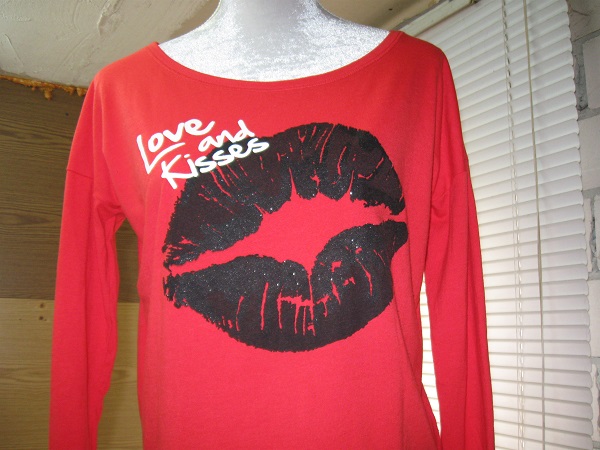 *** Langarmshirt mit Kussmund ***