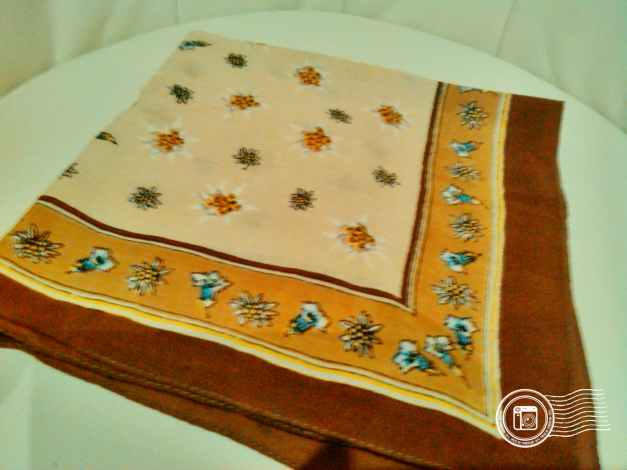 Schal Tuch ca. 51×51 cm Braun/ Beige/ Blau/ bunt gemustert