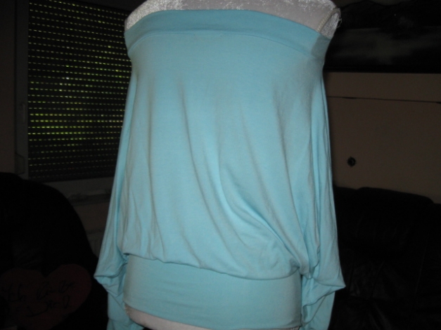 *** Tunika ~ Fledermausshirt ~ Fledermausärmel ~ Babydoll ~ Oversize ~ Sweatshirt ~ Schulterfrei ***