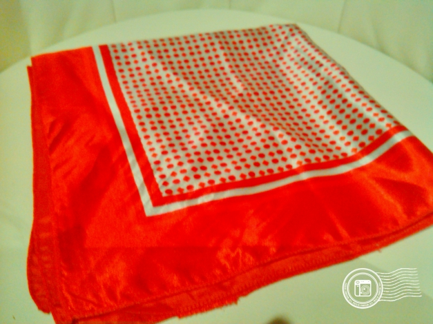 Schal Tuch ca. 50×50 cm Rot/ Grau gemustert