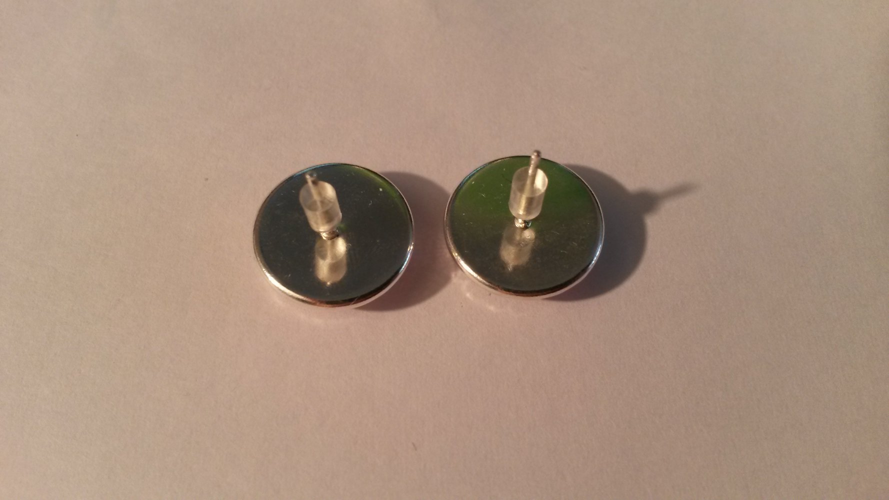 Ohrringe mit roten Blumen neu