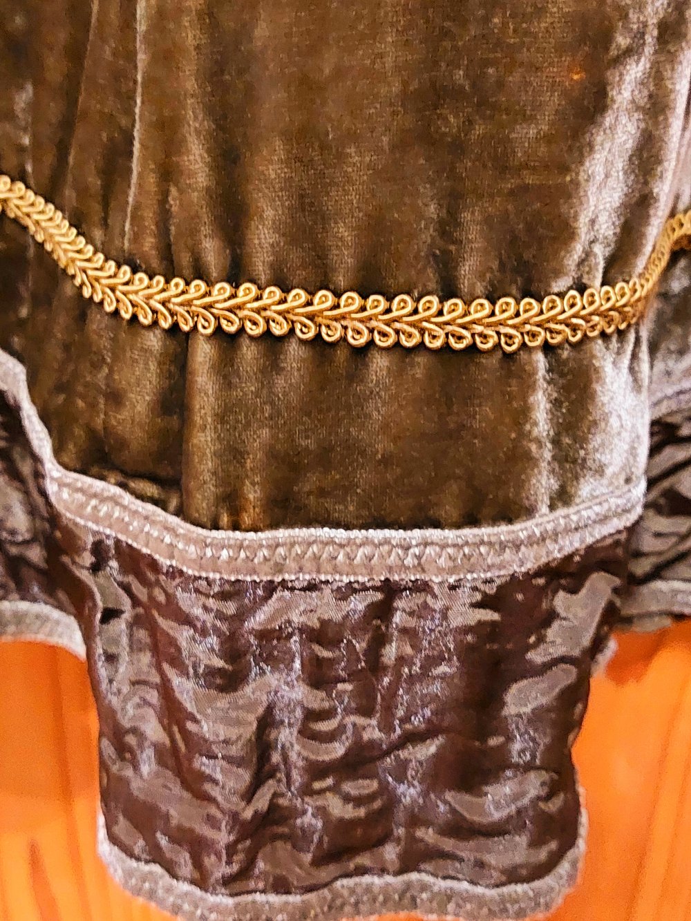 Außergewöhnlicher Samtrock aus Italien