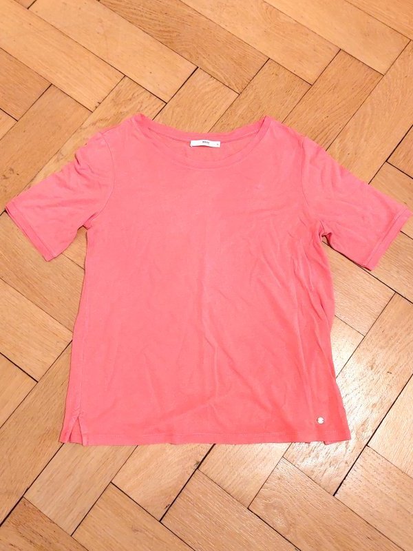 Himbeerfarbenes Shirt von Brax