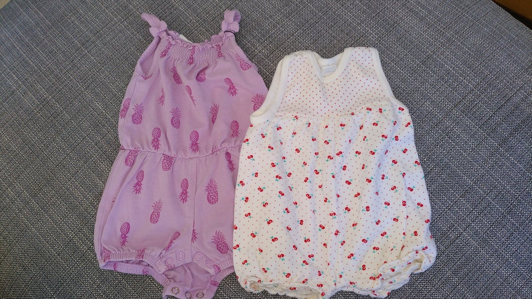 Niedliche Sommerspieler / Sommerjumpsuits Gr. 62/68