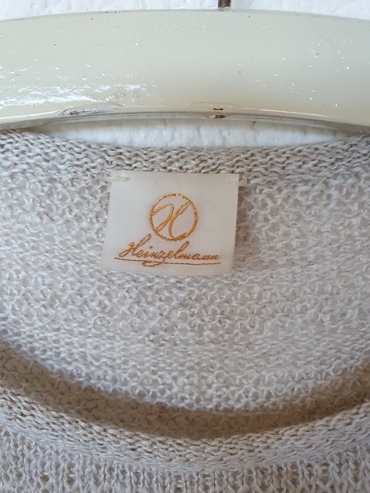 Beigefarbenes T-Shirt von Heinzelmann Größe S-M