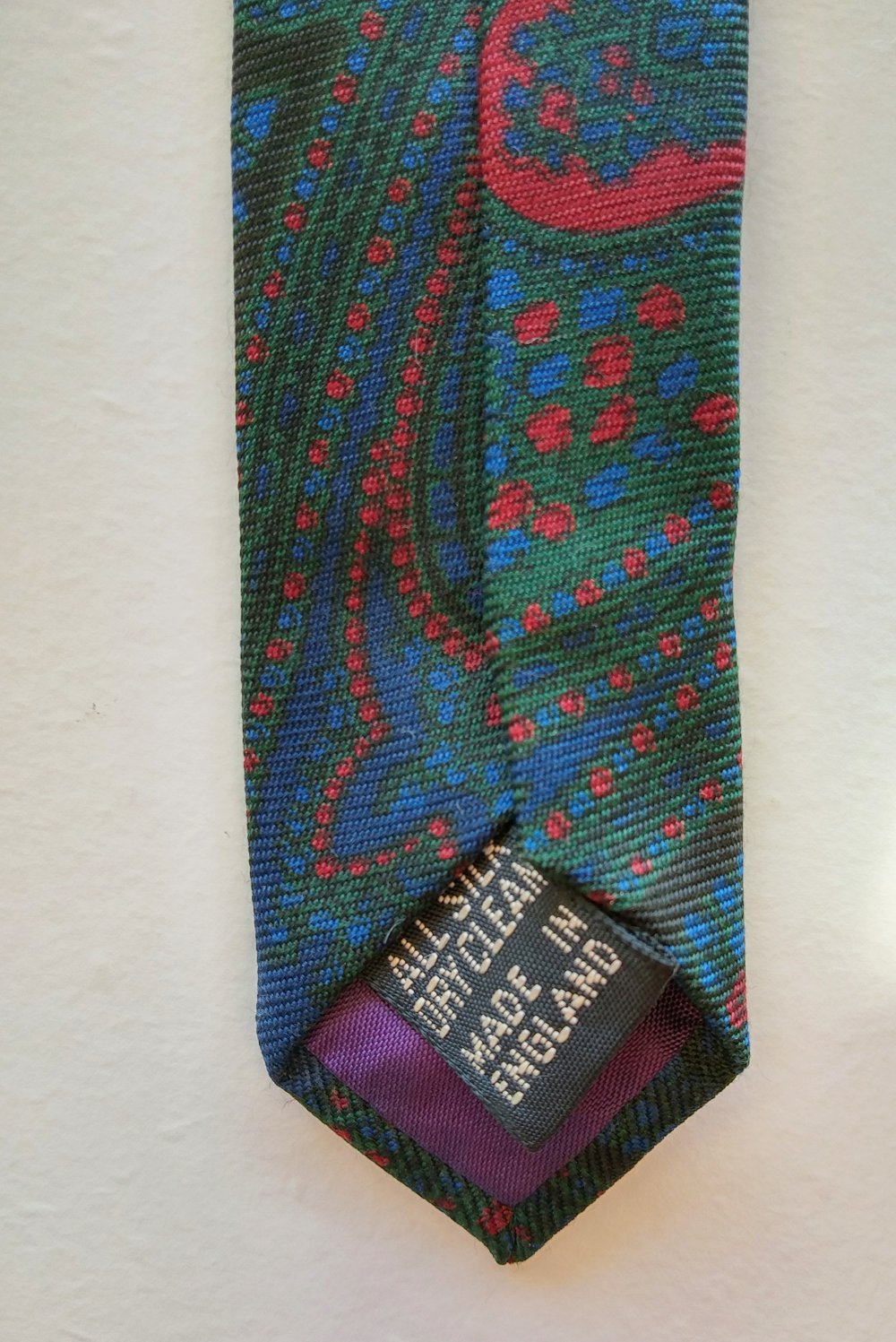 Krawatte von John Comfort (148cm Länge) - 100% Seide