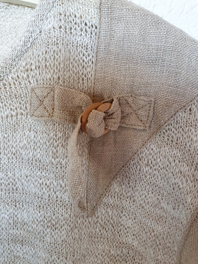 Beigefarbenes T-Shirt von Heinzelmann Größe S-M