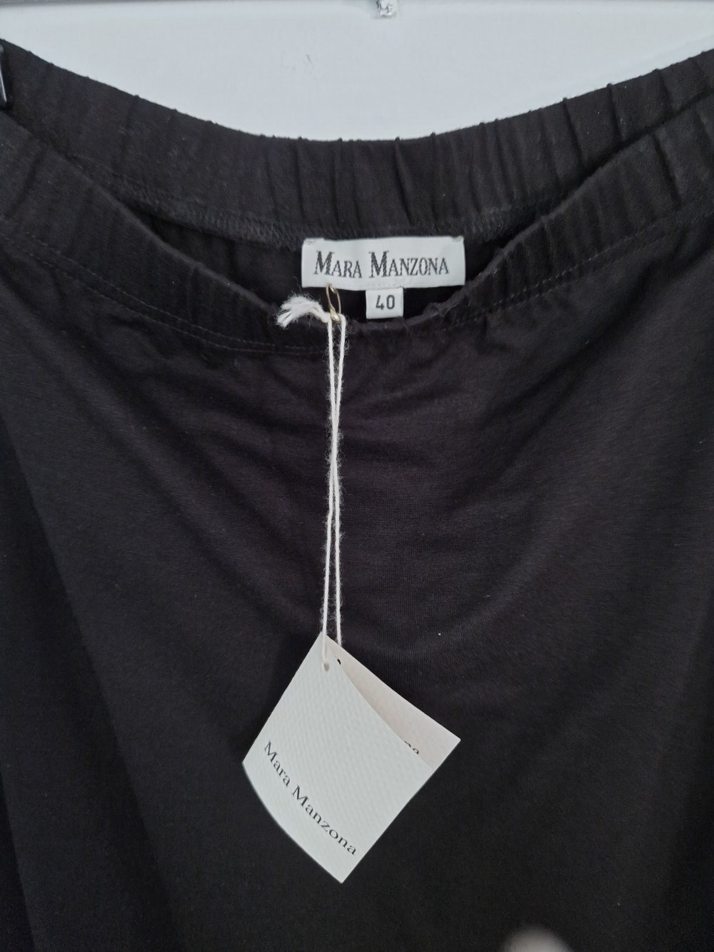 Neuer Rock von Mara Manzona, Gr. 40