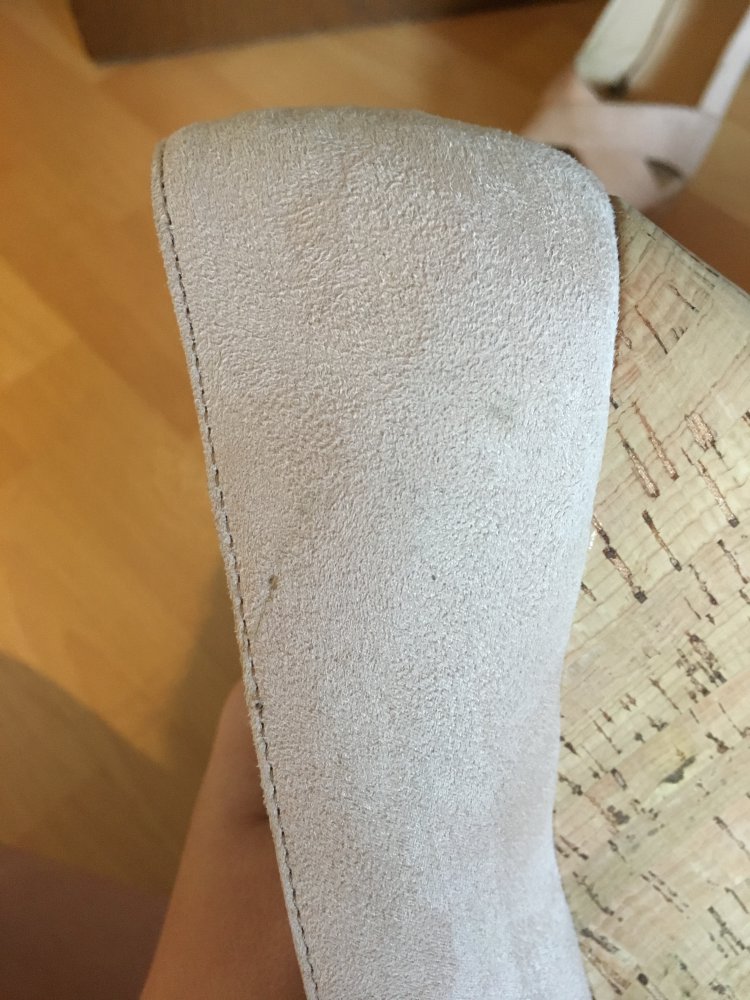 Keilabsatzschuhe in hellrosa