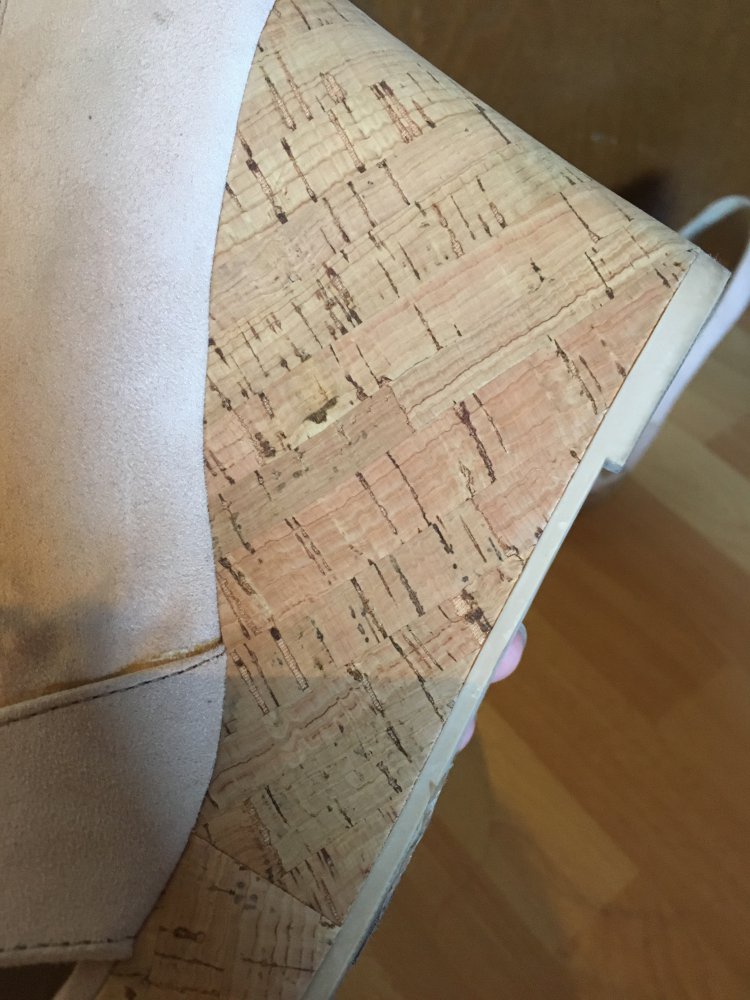 Keilabsatzschuhe in hellrosa