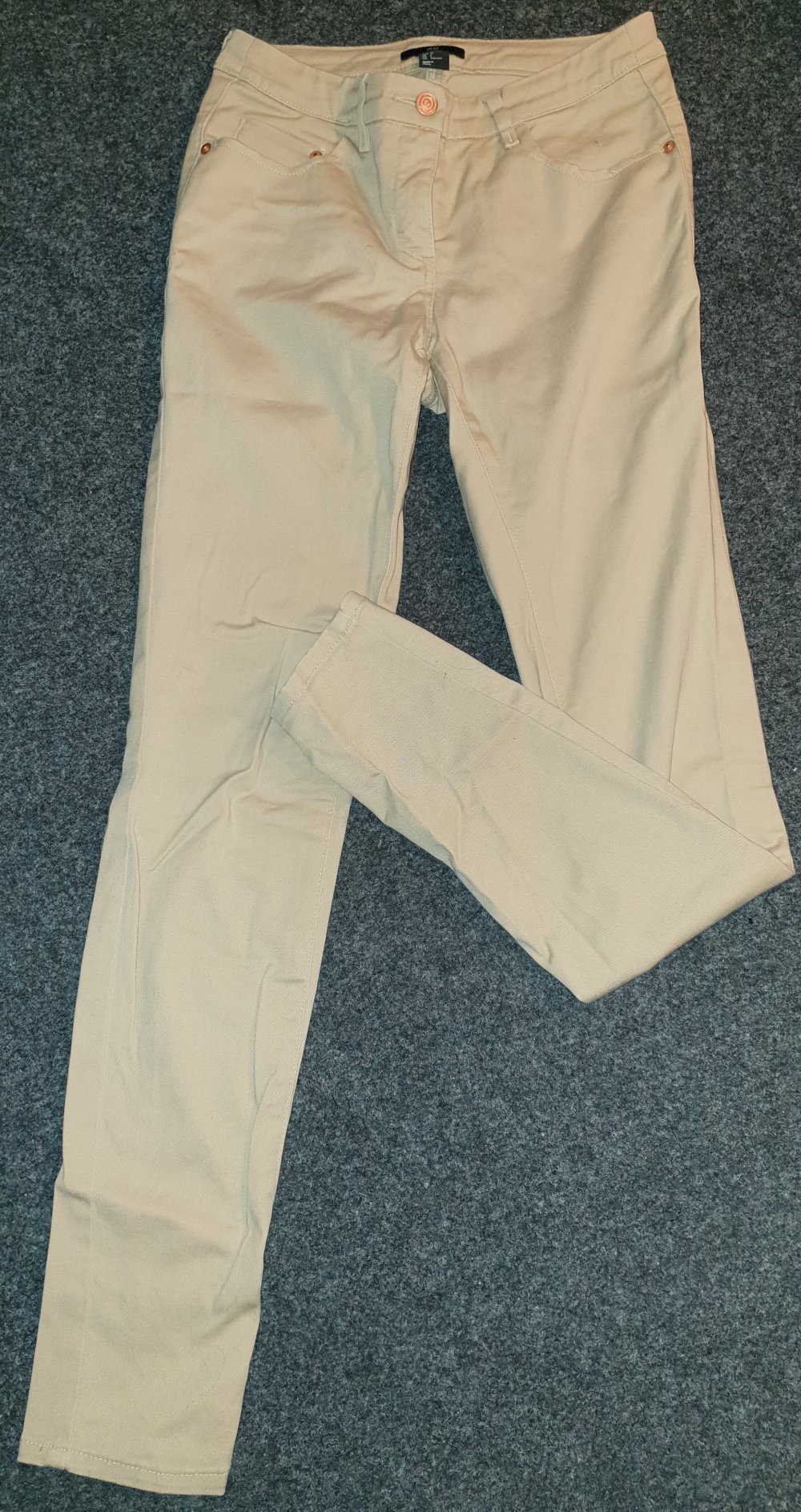 Beige Skinny-Jeans