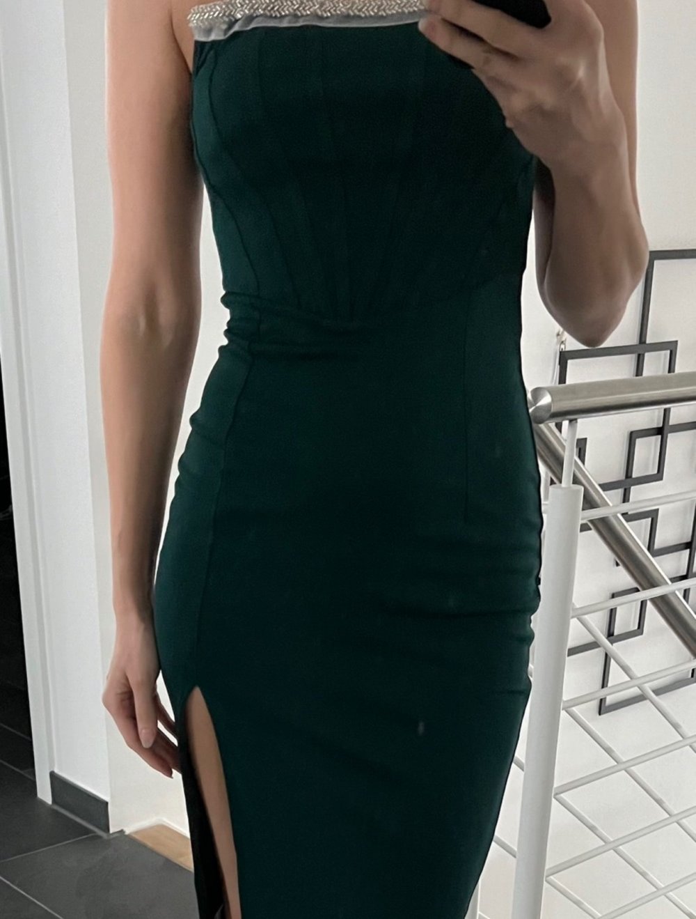 Tube Kleid mit Schlitz
