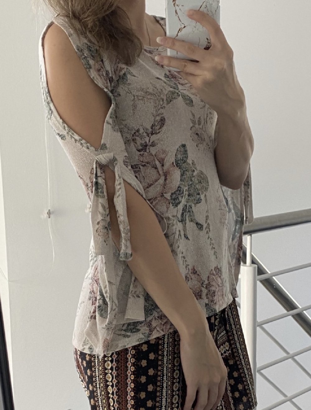 leichter Blumen-Pullover 36/S