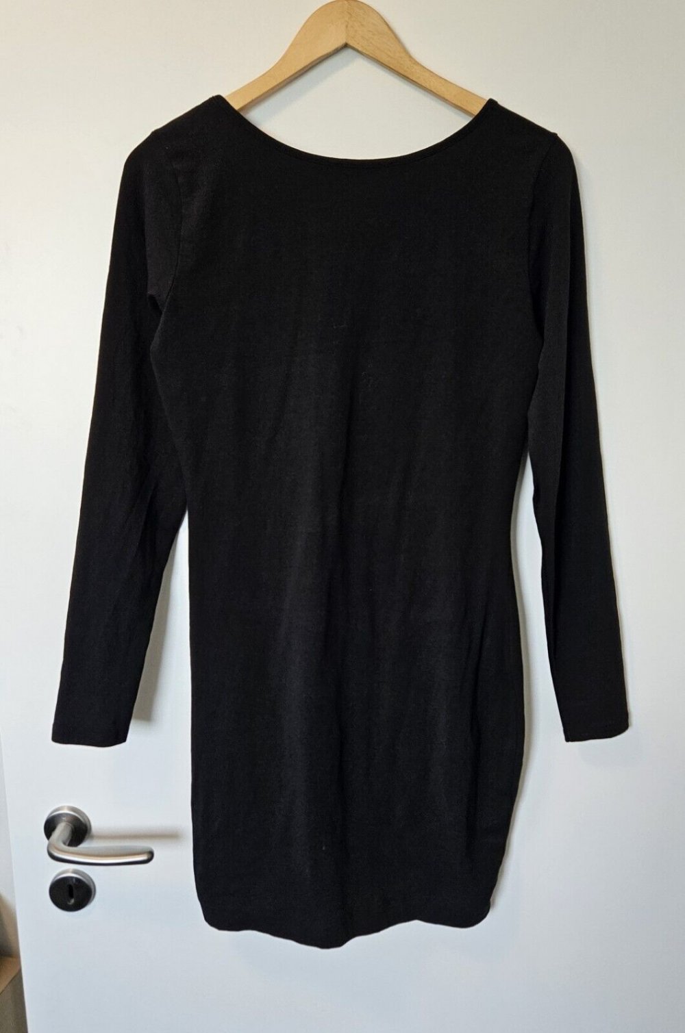 Sexy Damen Langarmkleid Gr. 40 (Amisu) schwarz