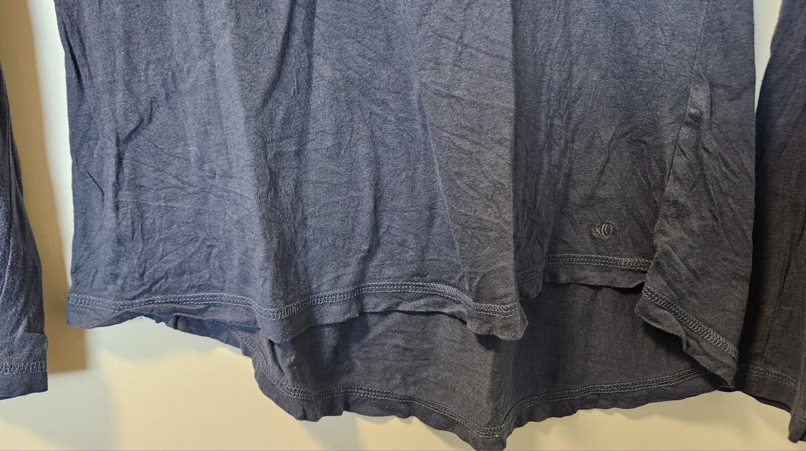 Trendiges Damen Langarmshirt Oberteil Gr. 40 (s.Oliver) blau