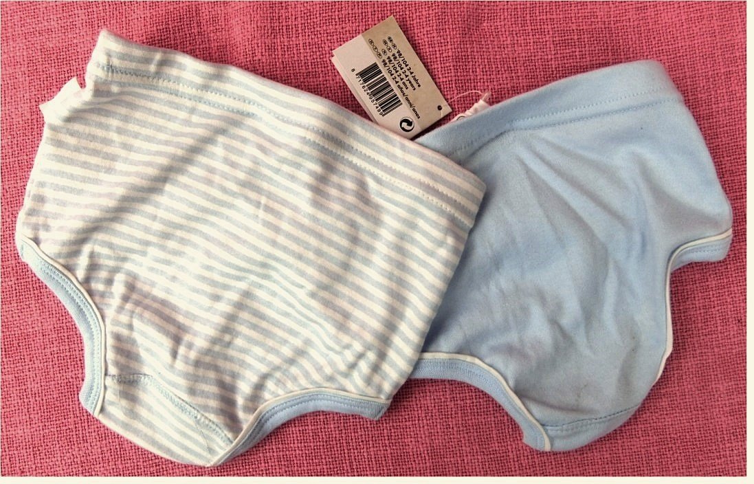 2 Baby-Slips / Schlüpfer / Unterhosen - Gr. 98 / 104 - Neu