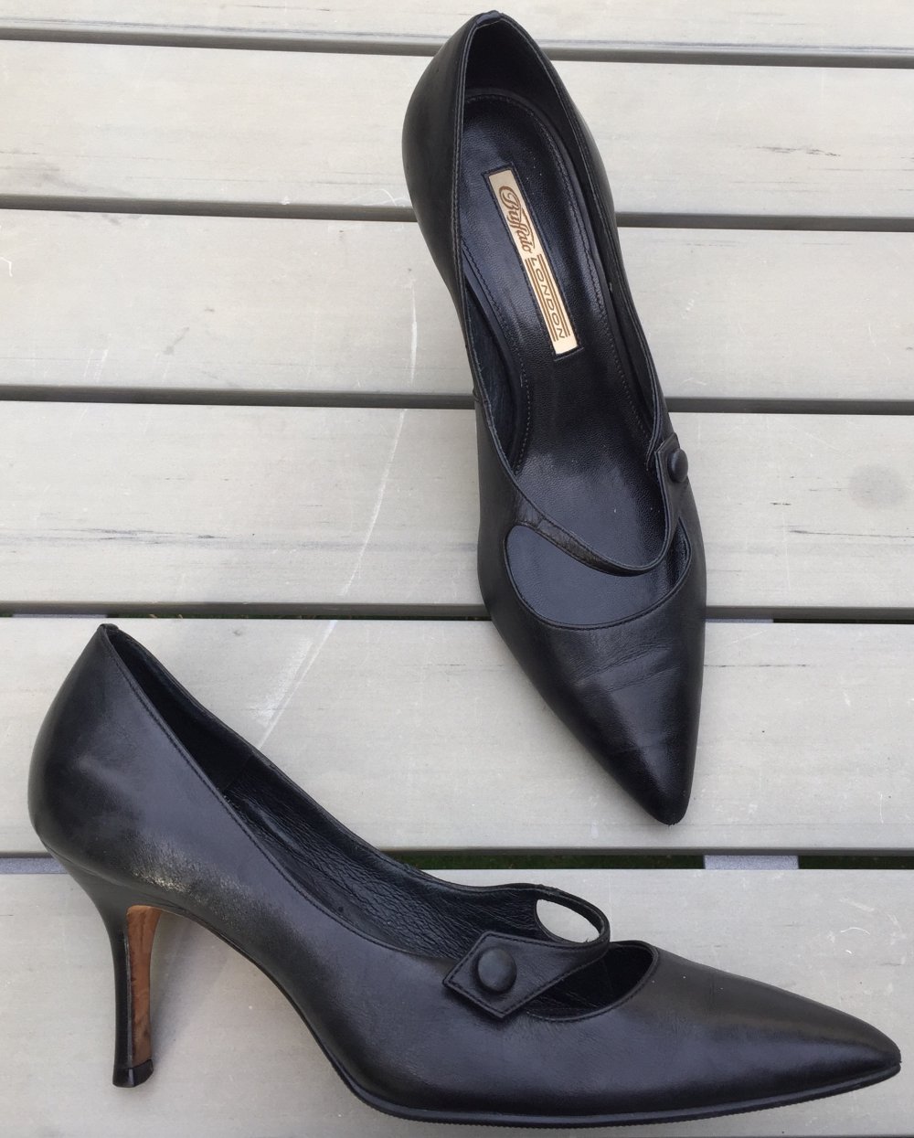 BUFFALO Pumps Riemchen schwarz Gr. 41