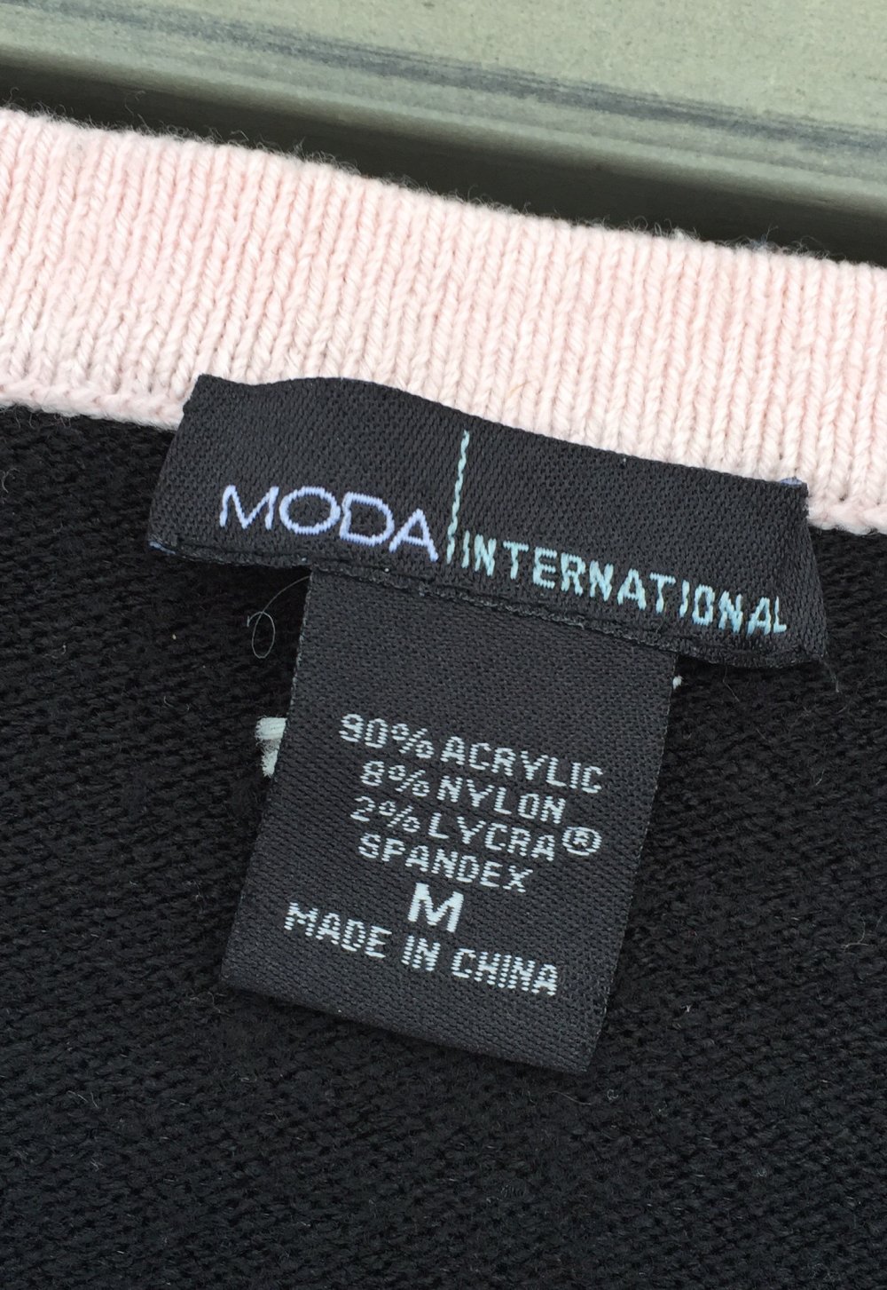 MODA INTERNATIONAL/VICTORIAS SECRET STRICKKLEID Gr. M