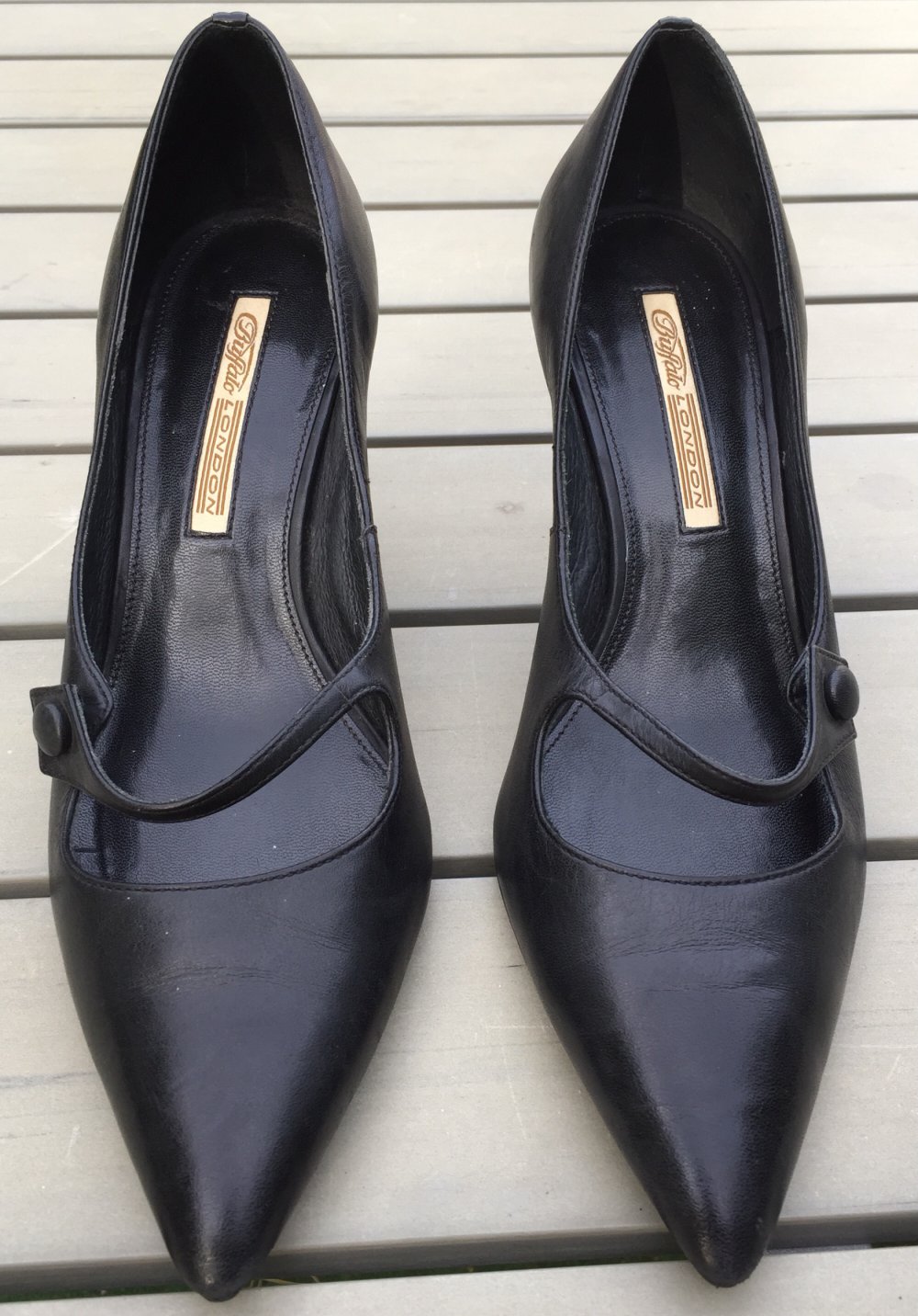 BUFFALO Pumps Riemchen schwarz Gr. 41