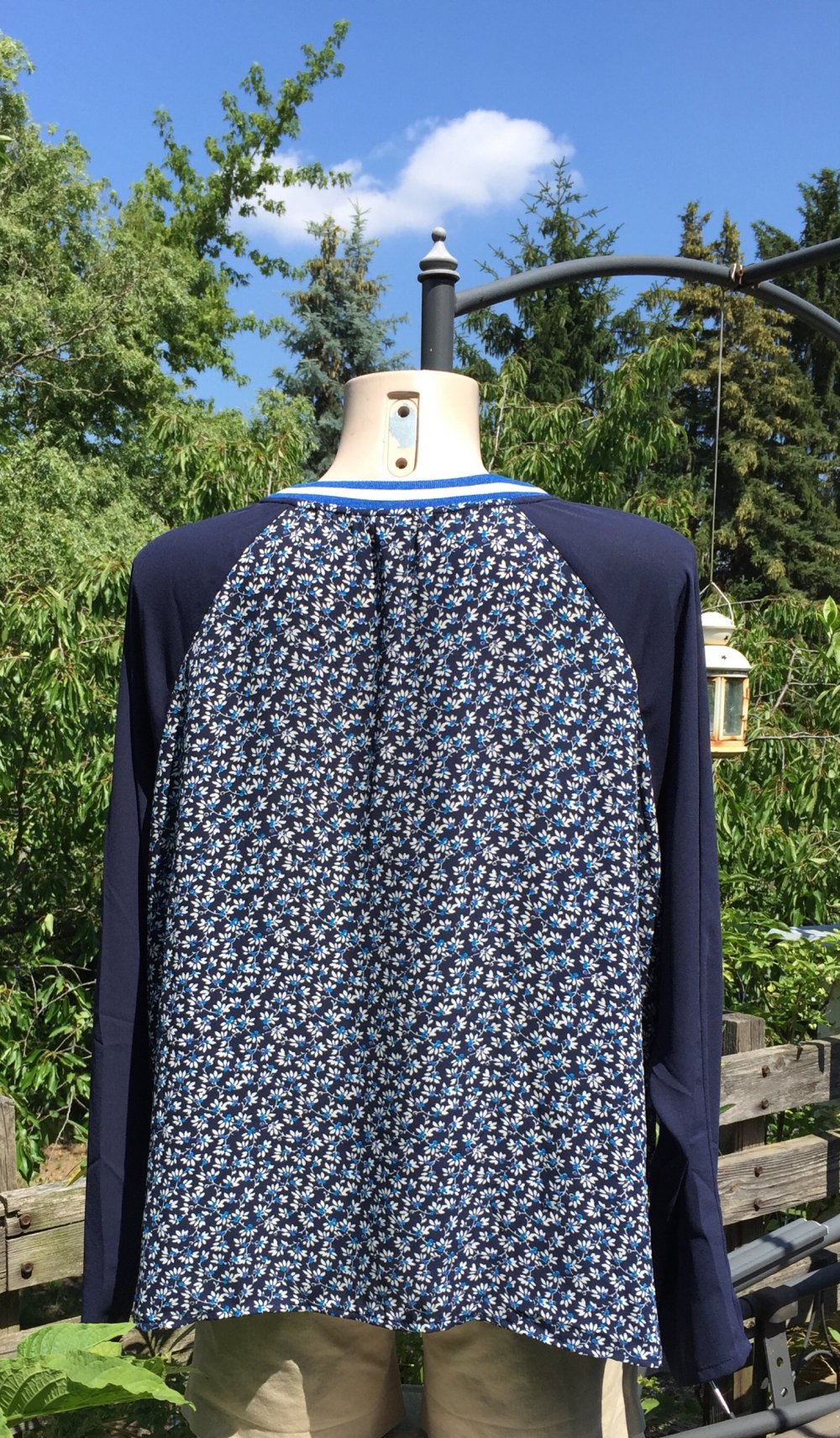 NEU: H&M Blusenshirt SCHLUSE Mille Fleur Gr. 46