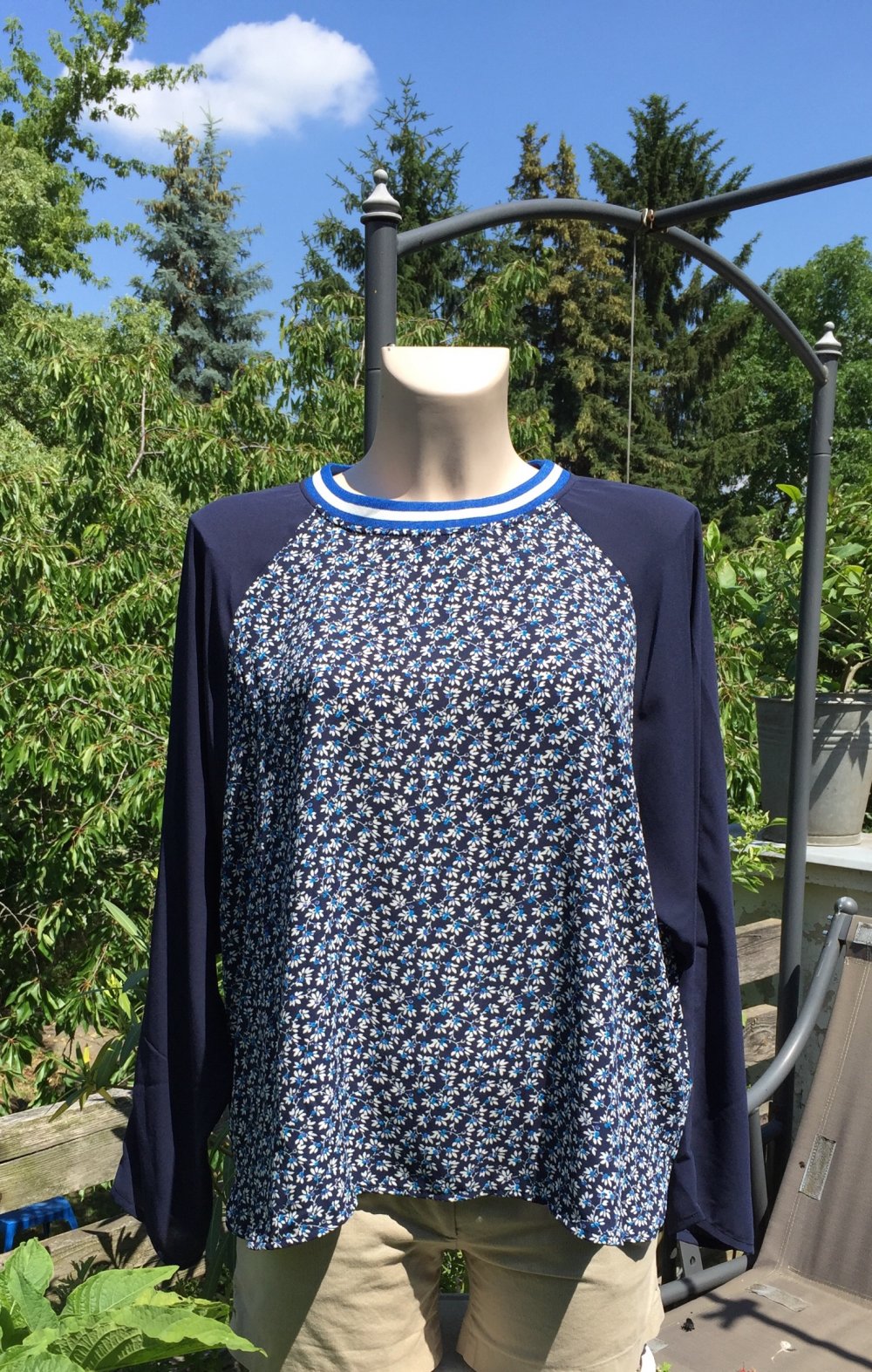 NEU: H&M Blusenshirt SCHLUSE Mille Fleur Gr. 46