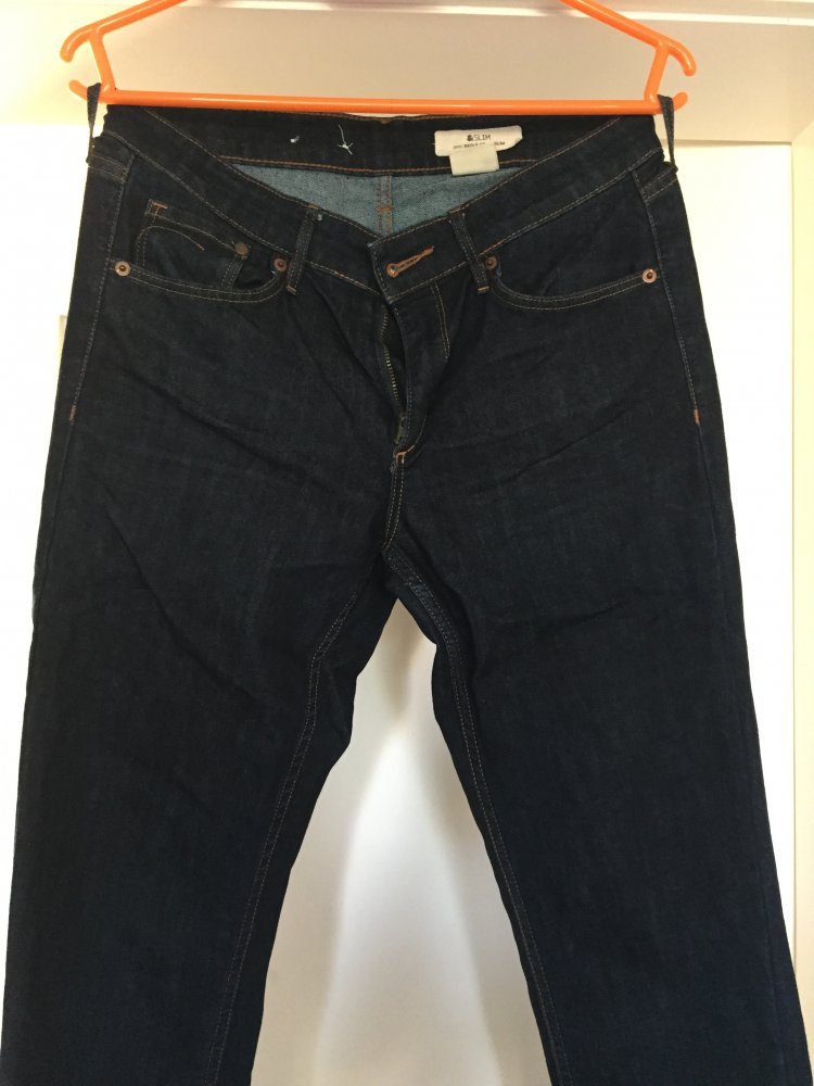 Slim Jeans kaum getragen!