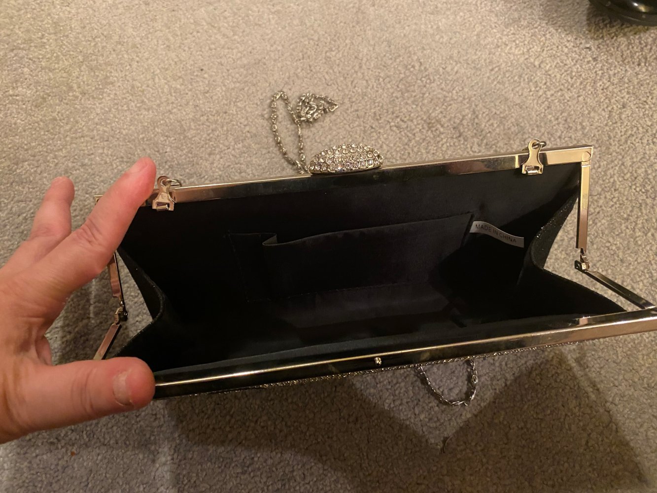 Clutch/Umhängetasche silber/schwarz, Kristallsteinchen, kleine Perlen, Blumenmuster – unbenutzt