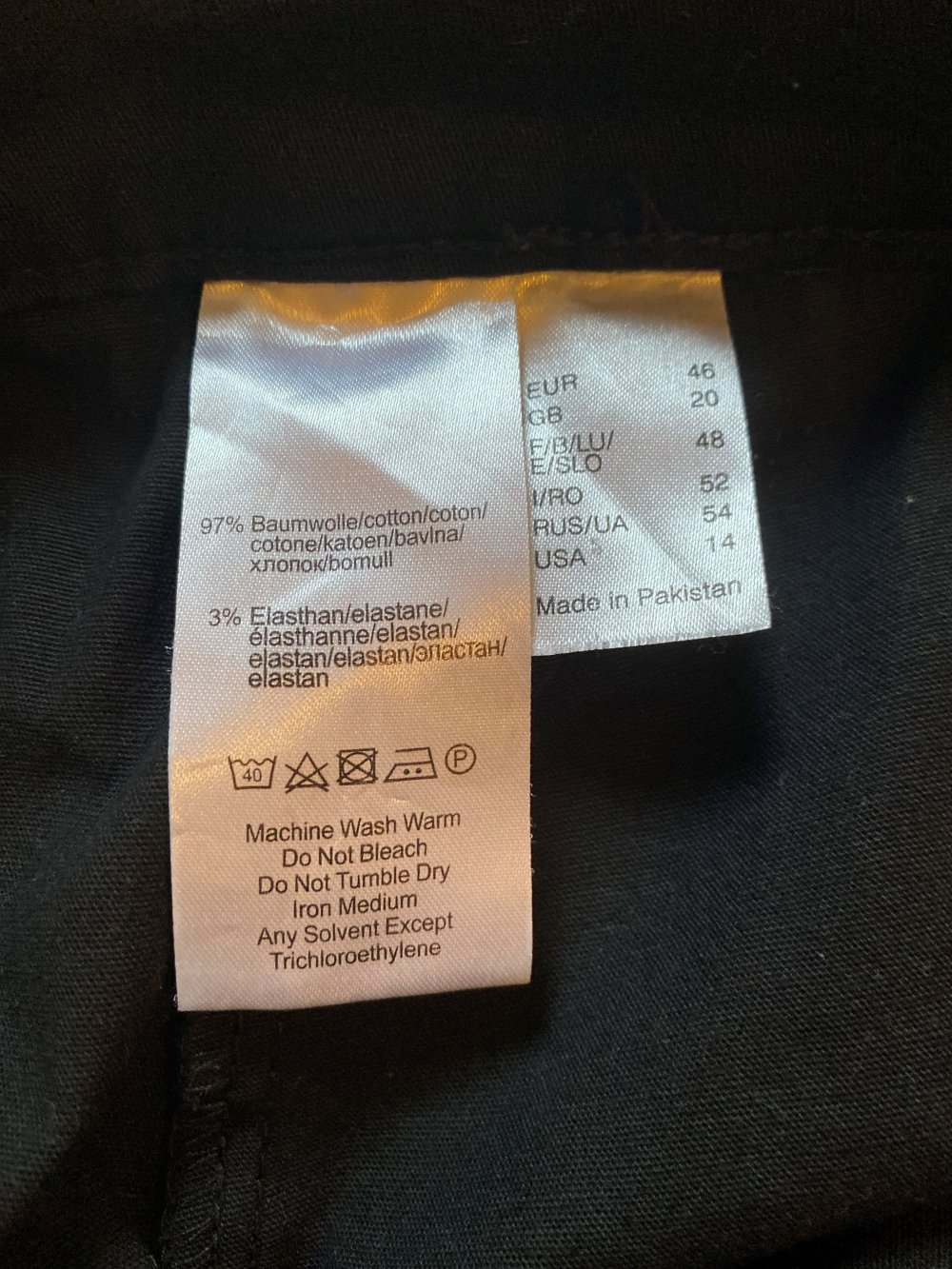 Stretchjeans schwarz Größe 46 – nur 1 x getragen