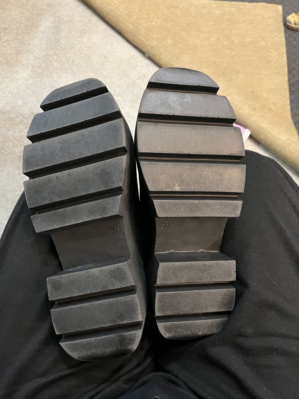 Plateau Schlupfstiefeletten – Lack, Stretch, schwarz, Größe 37 – guter Zustand 