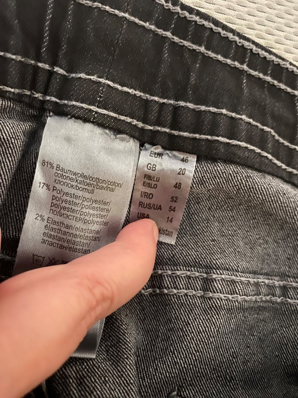 Schlupfjeans schwarz, Größe 46, 7/8el Länge, Neu und ungetragen