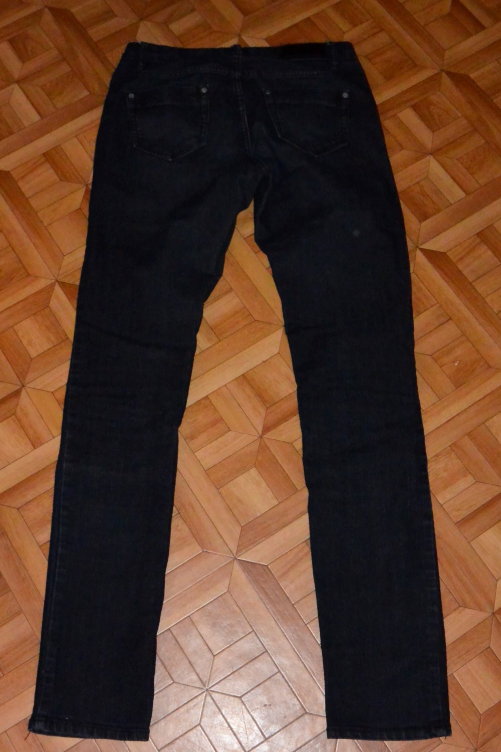 Dunkelblaue Röhrenjeans Slim Fit 29/34