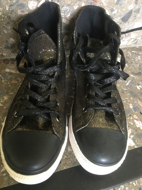 Sneakers High in black/gold