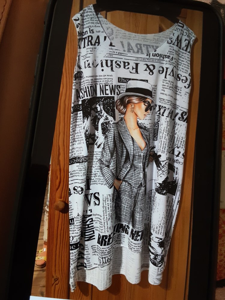 NEUES italienisches Longshirt 