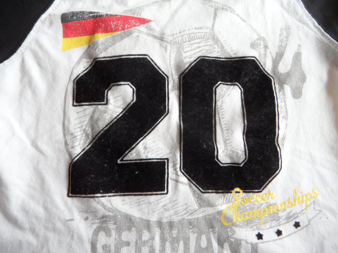 Vertbaudet Fußball T-Shirt Gr. 98/104